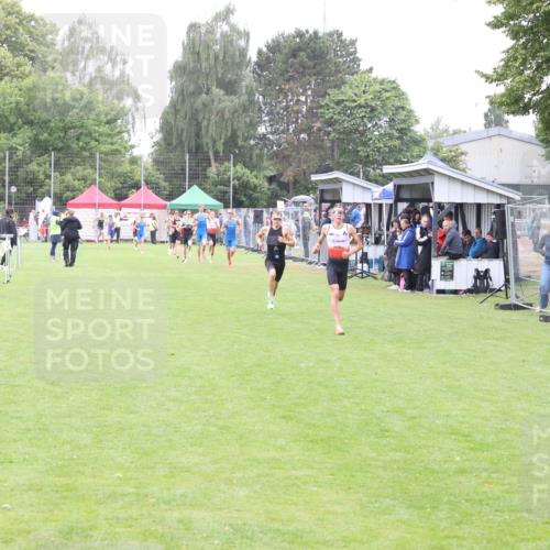 14.06.2026 - 7 Türme Triathlon Andreas Tolksdorf http://msf.ph/oto/9811058 14.06.2026 09:16:06 Schwimmen  meine-sportfotos.de