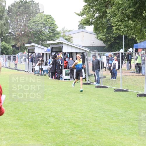 14.06.2026 - 7 Türme Triathlon Andreas Tolksdorf http://msf.ph/oto/9811133 14.06.2026 09:18:17 Schwimmen  meine-sportfotos.de