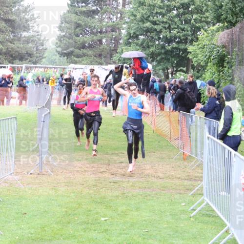14.06.2026 - 7 Türme Triathlon Andreas Tolksdorf http://msf.ph/oto/9811149 14.06.2026 09:20:11 Schwimmen  meine-sportfotos.de