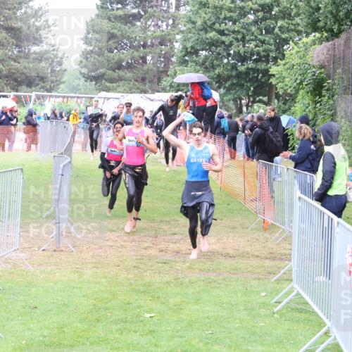 14.06.2026 - 7 Türme Triathlon Andreas Tolksdorf http://msf.ph/oto/9811150 14.06.2026 09:20:12 Schwimmen  meine-sportfotos.de