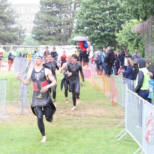 14.06.2026 - 7 Türme Triathlon Andreas Tolksdorf http://msf.ph/oto/9811202 14.06.2026 09:20:42 Schwimmen  meine-sportfotos.de