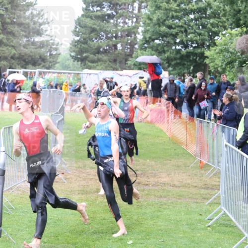 14.06.2026 - 7 Türme Triathlon Andreas Tolksdorf http://msf.ph/oto/9811216 14.06.2026 09:20:48 Schwimmen  meine-sportfotos.de