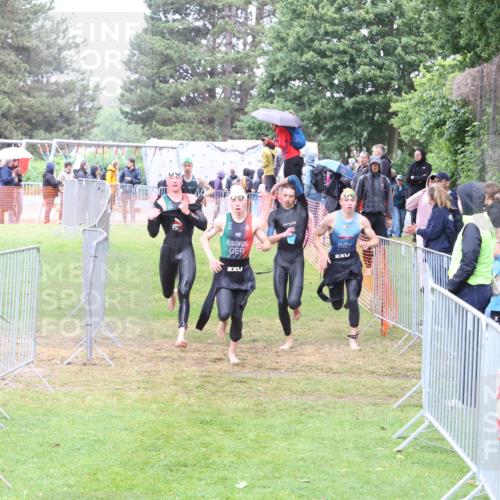 14.06.2026 - 7 Türme Triathlon Andreas Tolksdorf http://msf.ph/oto/9811231 14.06.2026 09:20:54 Schwimmen  meine-sportfotos.de