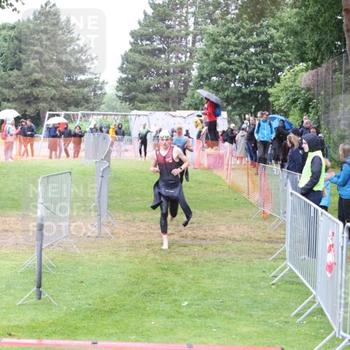 14.06.2026 - 7 Türme Triathlon Andreas Tolksdorf http://msf.ph/oto/9811246 14.06.2026 09:21:06 Schwimmen  meine-sportfotos.de