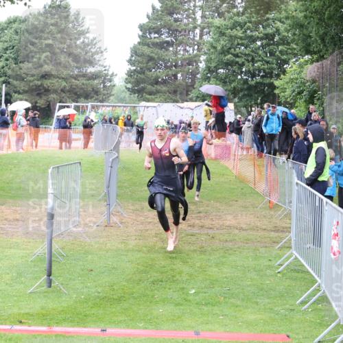 14.06.2026 - 7 Türme Triathlon Andreas Tolksdorf http://msf.ph/oto/9811248 14.06.2026 09:21:07 Schwimmen  meine-sportfotos.de