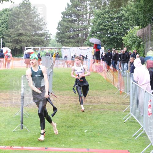 14.06.2026 - 7 Türme Triathlon Andreas Tolksdorf http://msf.ph/oto/9811260 14.06.2026 09:21:16 Schwimmen  meine-sportfotos.de