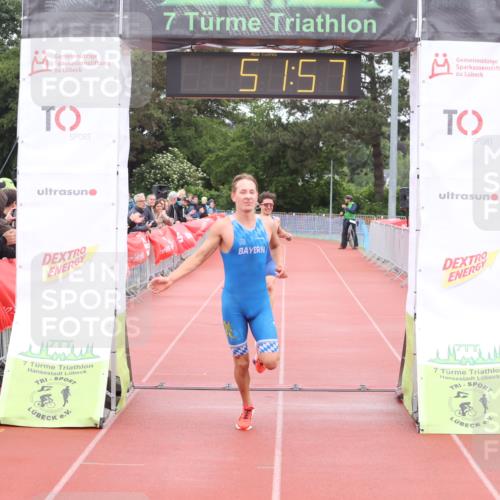 14.06.2026 - 7 Türme Triathlon Andreas Tolksdorf http://msf.ph/oto/9811276 14.06.2026 09:31:08 Schwimmen  meine-sportfotos.de