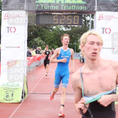 14.06.2026 - 7 Türme Triathlon Andreas Tolksdorf http://msf.ph/oto/9811296 14.06.2026 09:32:01 Schwimmen  meine-sportfotos.de