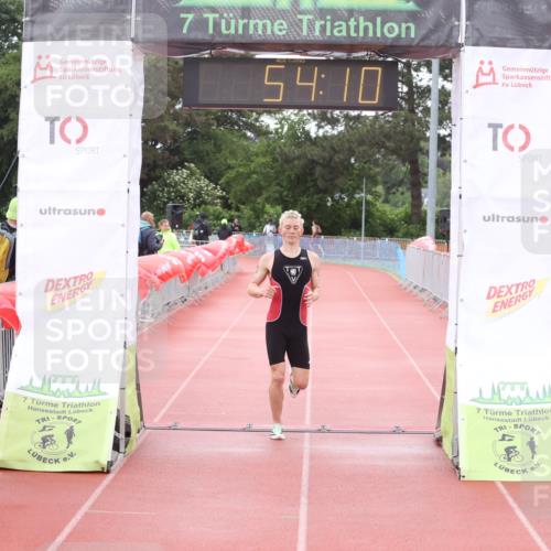 14.06.2026 - 7 Türme Triathlon Andreas Tolksdorf http://msf.ph/oto/9811318 14.06.2026 09:33:21 Schwimmen  meine-sportfotos.de