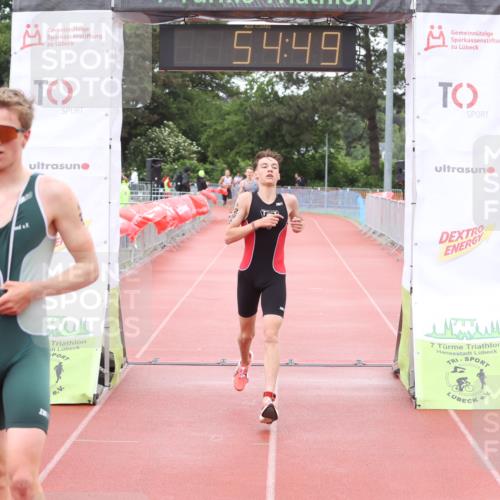 14.06.2026 - 7 Türme Triathlon Andreas Tolksdorf http://msf.ph/oto/9811350 14.06.2026 09:34:00 Schwimmen  meine-sportfotos.de