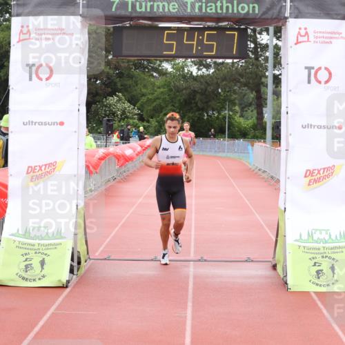 14.06.2026 - 7 Türme Triathlon Andreas Tolksdorf http://msf.ph/oto/9811357 14.06.2026 09:34:09 Schwimmen  meine-sportfotos.de