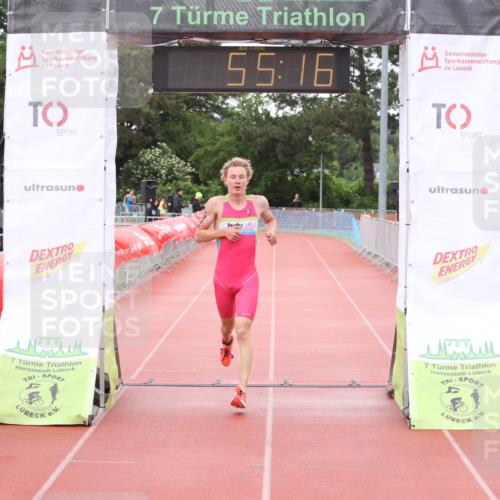 14.06.2026 - 7 Türme Triathlon Andreas Tolksdorf http://msf.ph/oto/9811369 14.06.2026 09:34:28 Schwimmen  meine-sportfotos.de