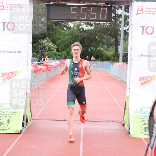 14.06.2026 - 7 Türme Triathlon Andreas Tolksdorf http://msf.ph/oto/9811383 14.06.2026 09:35:01 Schwimmen  meine-sportfotos.de
