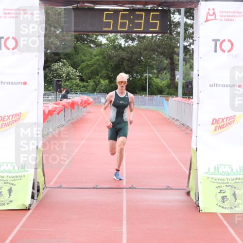 14.06.2026 - 7 Türme Triathlon Andreas Tolksdorf http://msf.ph/oto/9811395 14.06.2026 09:35:47 Schwimmen  meine-sportfotos.de