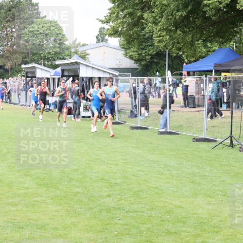 14.06.2026 - 7 Türme Triathlon Andreas Tolksdorf http://msf.ph/oto/9811427 14.06.2026 09:47:38 Schwimmen  meine-sportfotos.de