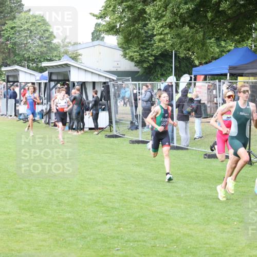 14.06.2026 - 7 Türme Triathlon Andreas Tolksdorf http://msf.ph/oto/9811456 14.06.2026 09:48:04 Schwimmen  meine-sportfotos.de