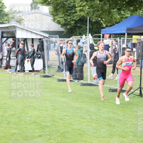 14.06.2026 - 7 Türme Triathlon Andreas Tolksdorf http://msf.ph/oto/9811474 14.06.2026 09:48:12 Schwimmen  meine-sportfotos.de