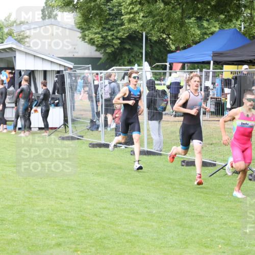 14.06.2026 - 7 Türme Triathlon Andreas Tolksdorf http://msf.ph/oto/9811475 14.06.2026 09:48:13 Schwimmen  meine-sportfotos.de