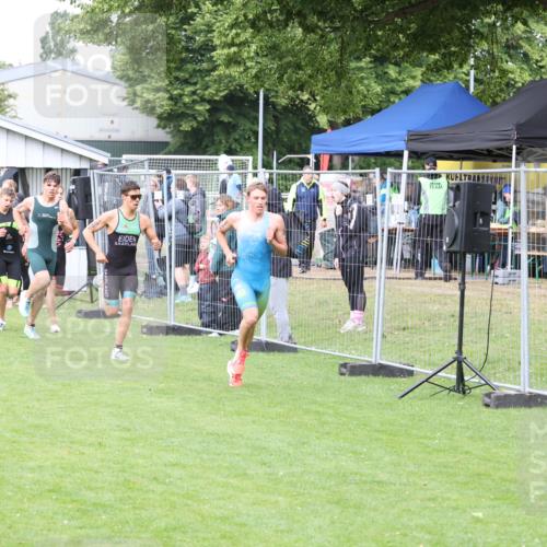 14.06.2026 - 7 Türme Triathlon Andreas Tolksdorf http://msf.ph/oto/9811477 14.06.2026 09:48:18 Schwimmen  meine-sportfotos.de