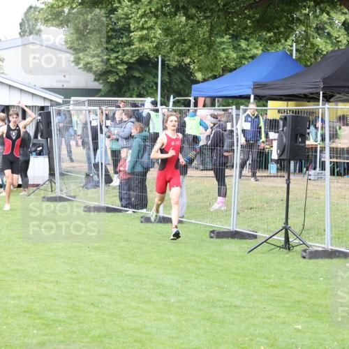 14.06.2026 - 7 Türme Triathlon Andreas Tolksdorf http://msf.ph/oto/9811486 14.06.2026 09:48:21 Schwimmen  meine-sportfotos.de