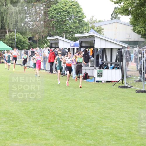 14.06.2026 - 7 Türme Triathlon Andreas Tolksdorf http://msf.ph/oto/9811497 14.06.2026 09:49:23 Schwimmen  meine-sportfotos.de