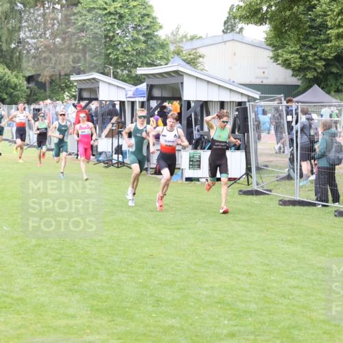 14.06.2026 - 7 Türme Triathlon Andreas Tolksdorf http://msf.ph/oto/9811498 14.06.2026 09:49:24 Schwimmen  meine-sportfotos.de