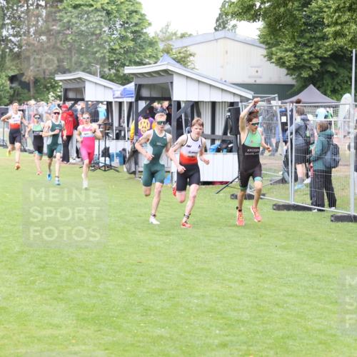 14.06.2026 - 7 Türme Triathlon Andreas Tolksdorf http://msf.ph/oto/9811500 14.06.2026 09:49:25 Schwimmen  meine-sportfotos.de