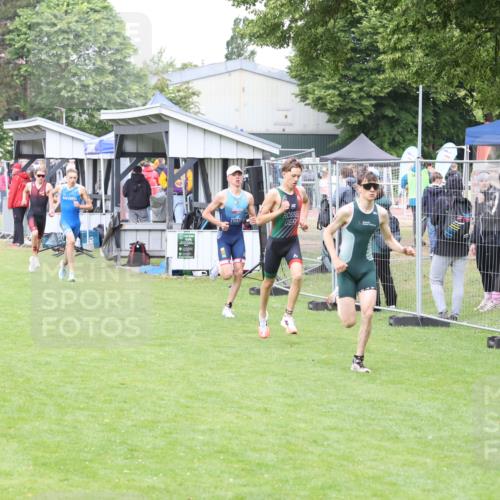 14.06.2026 - 7 Türme Triathlon Andreas Tolksdorf http://msf.ph/oto/9811512 14.06.2026 09:49:32 Schwimmen  meine-sportfotos.de