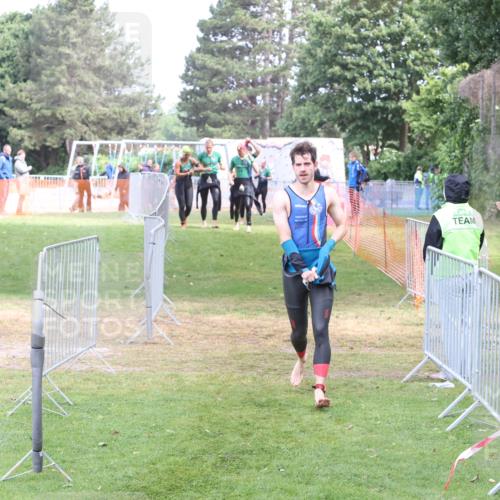 14.06.2026 - 7 Türme Triathlon Andreas Tolksdorf http://msf.ph/oto/9811696 14.06.2026 10:53:43 Schwimmen  meine-sportfotos.de
