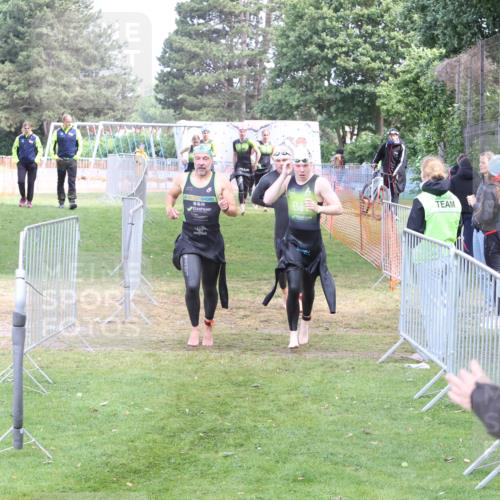 14.06.2026 - 7 Türme Triathlon Andreas Tolksdorf http://msf.ph/oto/9811773 14.06.2026 10:56:57 Schwimmen  meine-sportfotos.de