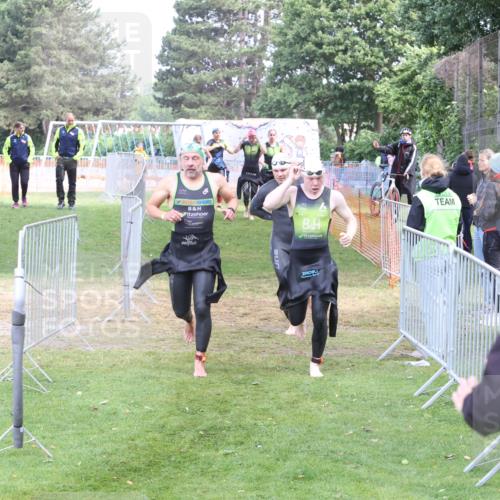 14.06.2026 - 7 Türme Triathlon Andreas Tolksdorf http://msf.ph/oto/9811775 14.06.2026 10:56:58 Schwimmen  meine-sportfotos.de