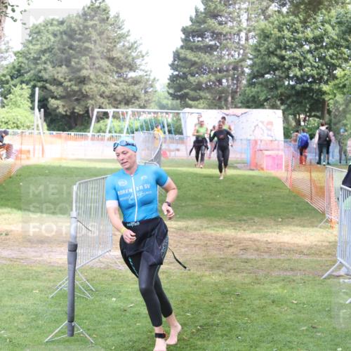 14.06.2026 - 7 Türme Triathlon Andreas Tolksdorf http://msf.ph/oto/9811809 14.06.2026 10:58:02 Schwimmen  meine-sportfotos.de