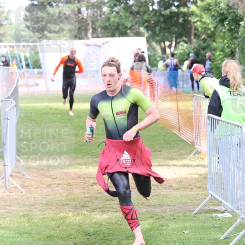 14.06.2026 - 7 Türme Triathlon Andreas Tolksdorf http://msf.ph/oto/9811848 14.06.2026 10:59:41 Schwimmen  meine-sportfotos.de