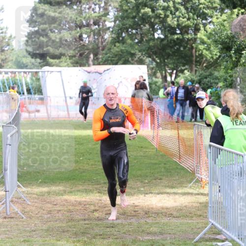 14.06.2026 - 7 Türme Triathlon Andreas Tolksdorf http://msf.ph/oto/9811854 14.06.2026 10:59:44 Schwimmen  meine-sportfotos.de