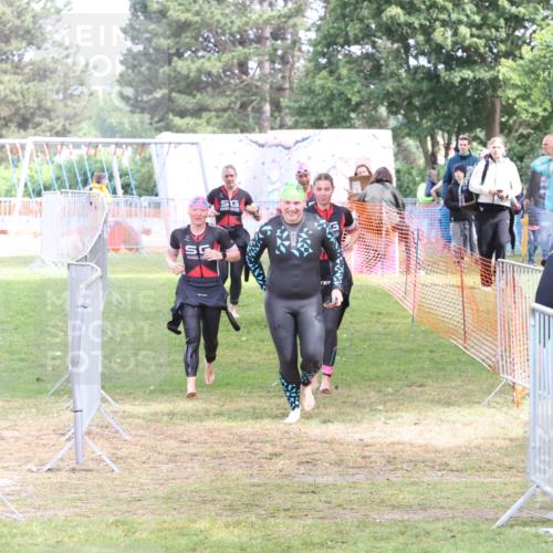 14.06.2026 - 7 Türme Triathlon Andreas Tolksdorf http://msf.ph/oto/9811863 14.06.2026 11:00:01 Schwimmen  meine-sportfotos.de
