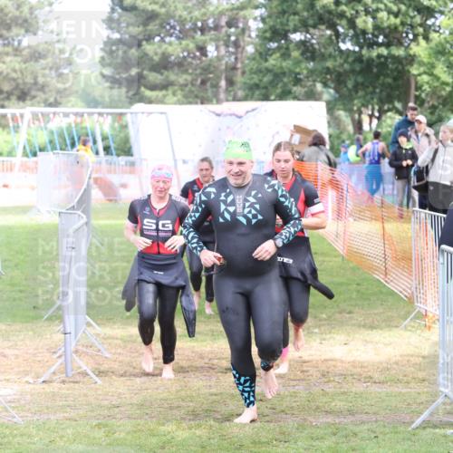 14.06.2026 - 7 Türme Triathlon Andreas Tolksdorf http://msf.ph/oto/9811866 14.06.2026 11:00:03 Schwimmen  meine-sportfotos.de