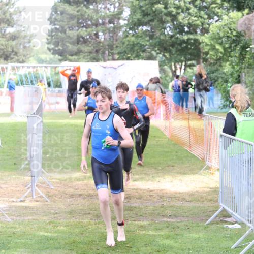 14.06.2026 - 7 Türme Triathlon Andreas Tolksdorf http://msf.ph/oto/9811894 14.06.2026 11:01:27 Schwimmen  meine-sportfotos.de