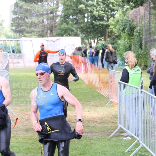 14.06.2026 - 7 Türme Triathlon Andreas Tolksdorf http://msf.ph/oto/9811906 14.06.2026 11:01:30 Schwimmen  meine-sportfotos.de