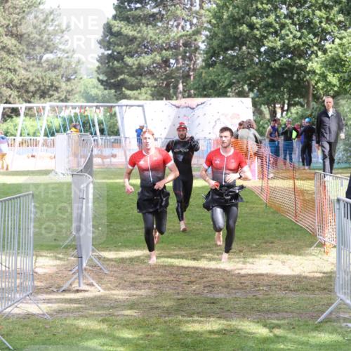 14.06.2026 - 7 Türme Triathlon Andreas Tolksdorf http://msf.ph/oto/9811922 14.06.2026 11:01:56 Schwimmen  meine-sportfotos.de