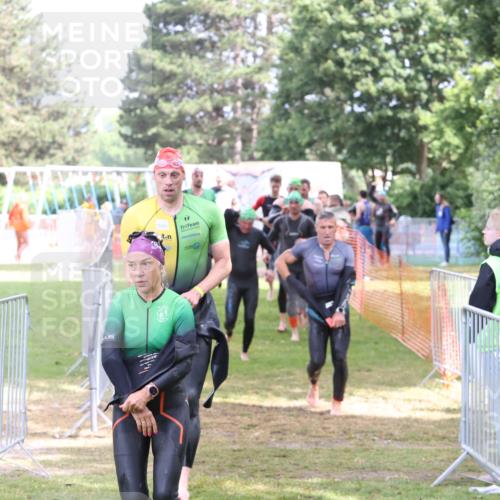 14.06.2026 - 7 Türme Triathlon Andreas Tolksdorf http://msf.ph/oto/9811945 14.06.2026 11:03:01 Schwimmen  meine-sportfotos.de