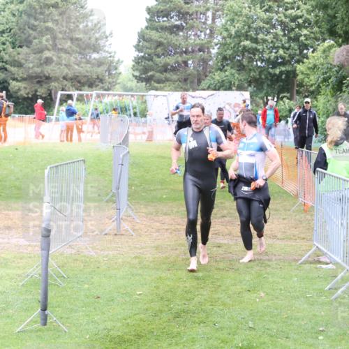 14.06.2026 - 7 Türme Triathlon Andreas Tolksdorf http://msf.ph/oto/9811989 14.06.2026 11:05:17 Schwimmen  meine-sportfotos.de