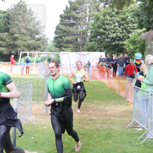 14.06.2026 - 7 Türme Triathlon Andreas Tolksdorf http://msf.ph/oto/9812011 14.06.2026 11:05:51 Schwimmen  meine-sportfotos.de