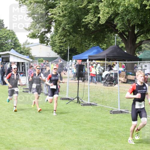 14.06.2026 - 7 Türme Triathlon Andreas Tolksdorf http://msf.ph/oto/9812018 14.06.2026 11:20:38 Schwimmen  meine-sportfotos.de