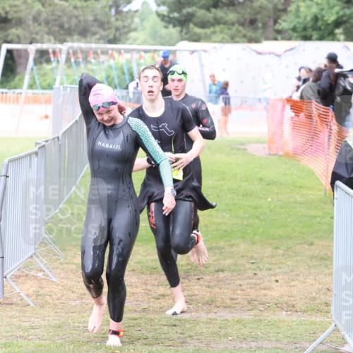 14.06.2026 - 7 Türme Triathlon Andreas Tolksdorf http://msf.ph/oto/9812070 14.06.2026 11:27:39 Schwimmen  meine-sportfotos.de
