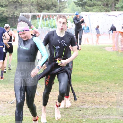 14.06.2026 - 7 Türme Triathlon Andreas Tolksdorf http://msf.ph/oto/9812072 14.06.2026 11:27:40 Schwimmen  meine-sportfotos.de