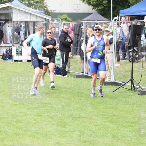 14.06.2026 - 7 Türme Triathlon Andreas Tolksdorf http://msf.ph/oto/9812087 14.06.2026 11:27:54 Schwimmen  meine-sportfotos.de