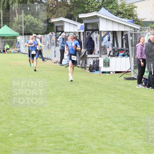 14.06.2026 - 7 Türme Triathlon Andreas Tolksdorf http://msf.ph/oto/9812093 14.06.2026 11:28:14 Schwimmen  meine-sportfotos.de