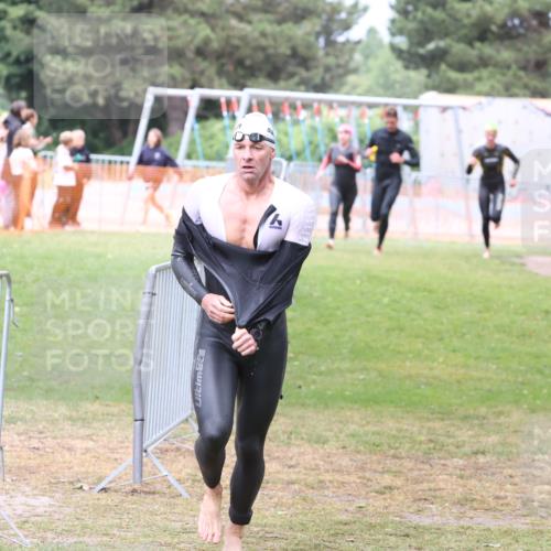 14.06.2026 - 7 Türme Triathlon Andreas Tolksdorf http://msf.ph/oto/9812112 14.06.2026 11:29:08 Schwimmen  meine-sportfotos.de