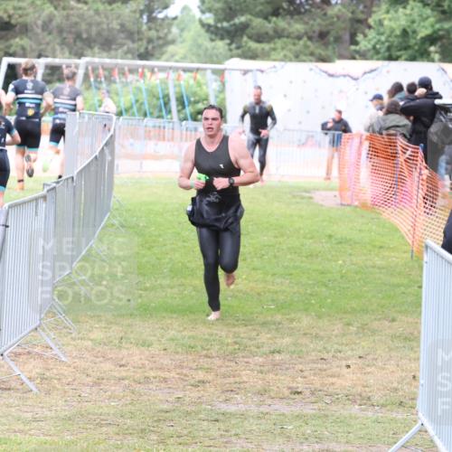 14.06.2026 - 7 Türme Triathlon Andreas Tolksdorf http://msf.ph/oto/9812125 14.06.2026 11:29:17 Schwimmen  meine-sportfotos.de