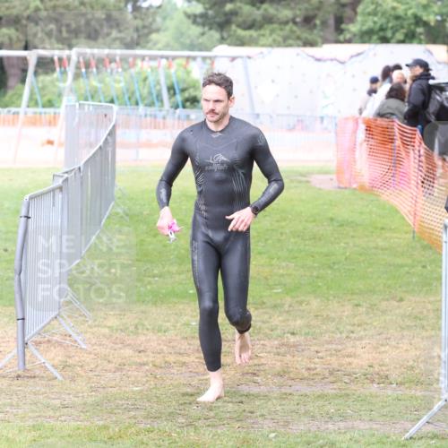 14.06.2026 - 7 Türme Triathlon Andreas Tolksdorf http://msf.ph/oto/9812205 14.06.2026 11:30:46 Schwimmen  meine-sportfotos.de